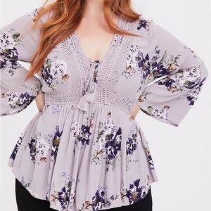 Torrid LILAC PURPLE FLORAL GAUZE BABYDOLL TOP size 00